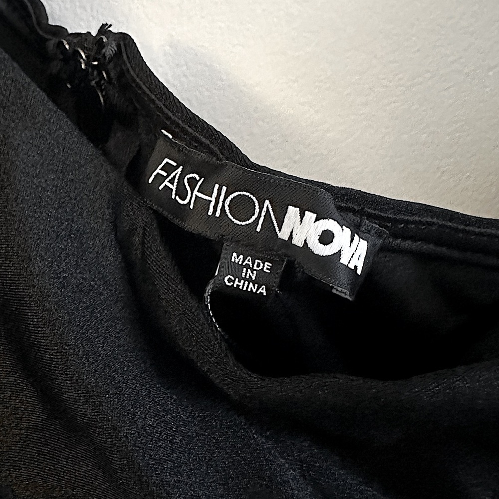 NWT - FashionNova A Forever Love Black Formal Evening Floor Length Maxi Dress - Picture 6 of 7